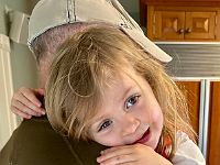 2024-04-05 Eclipse with Thomsuttons 09a copy Stephie and her Fogie Frere.